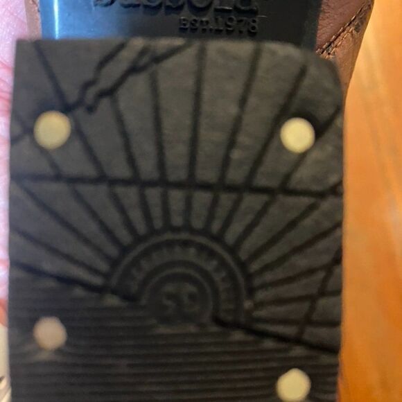 Never Worn Bussola Ankle Boots Booties -- Size 35 - Picture 3 of 9